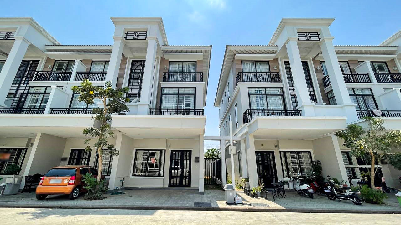 Link House LA for Rent at Borey Peng Houth