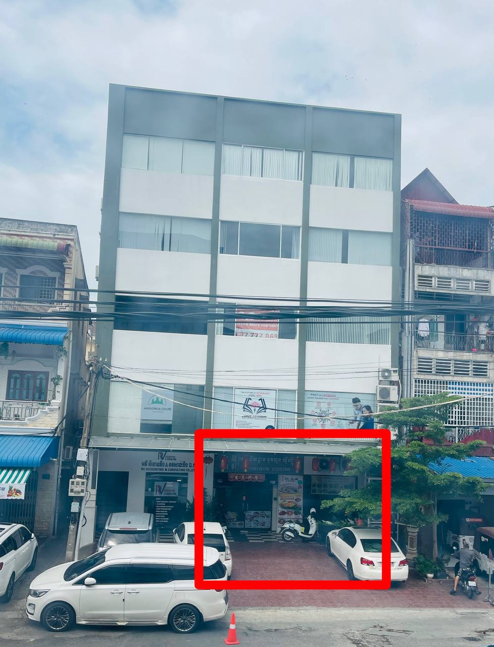 Ground Floor Restaurant For Rent Near Independent Monument
