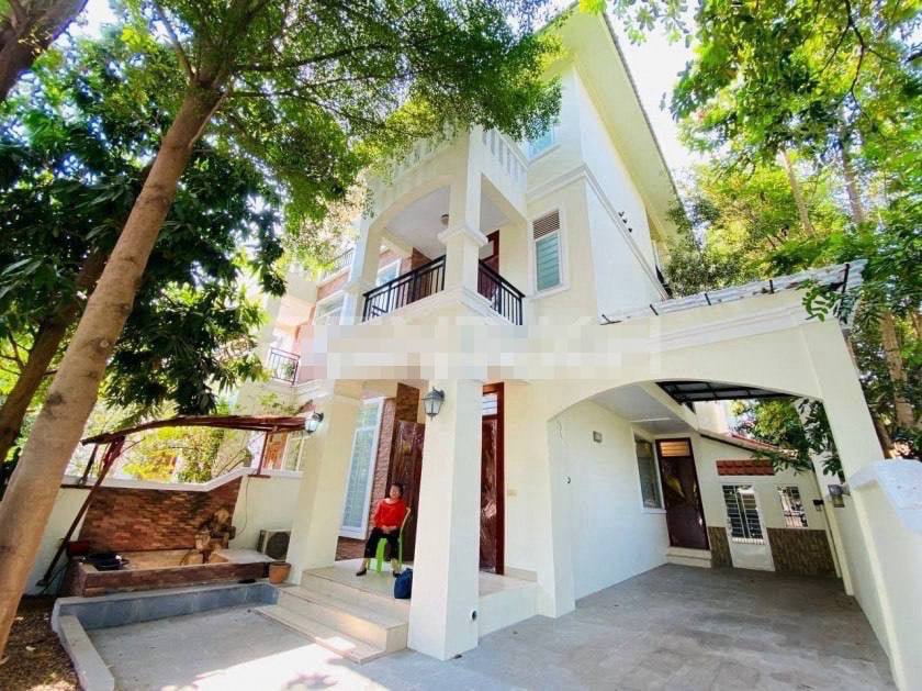 Modern Villa For Rent In Tonle Bassac