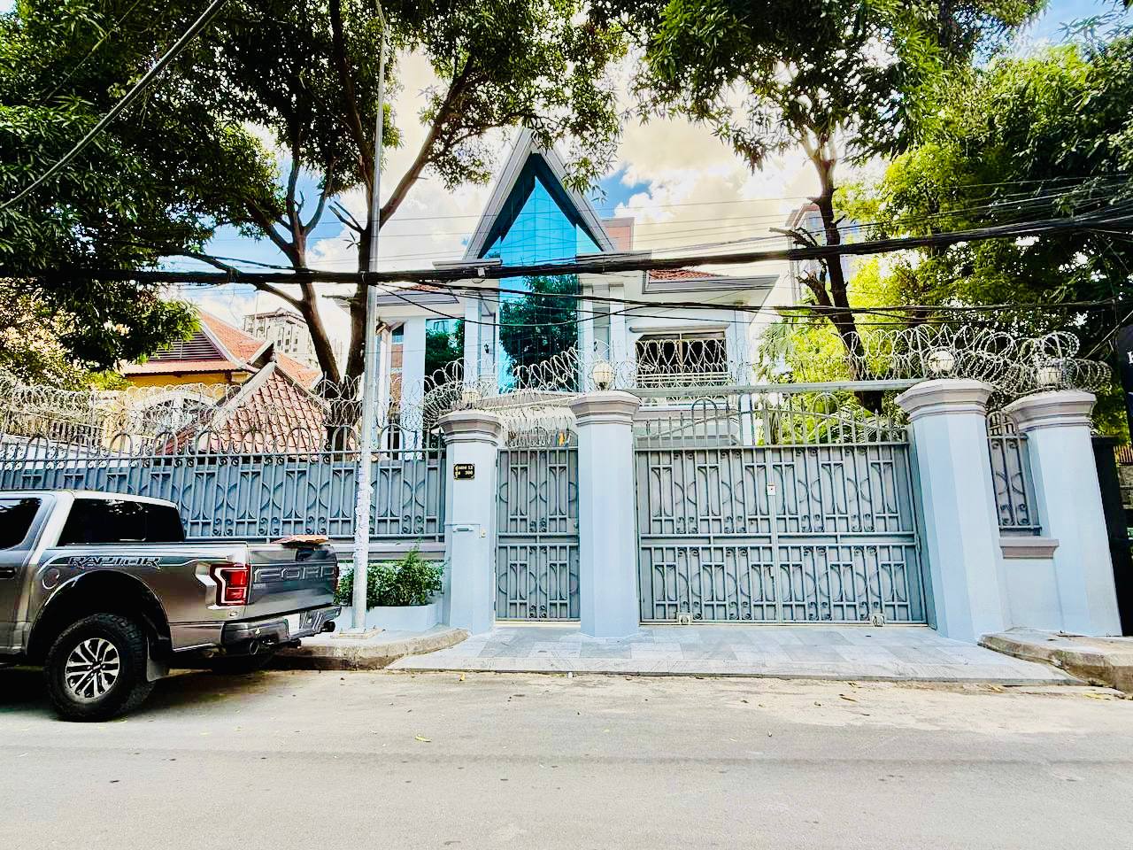 Modern Villa For Rent In BKK1 Area, Near Independent Monument