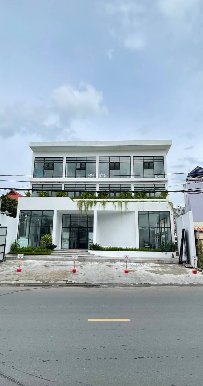 Office Building For Rent In Street 598 