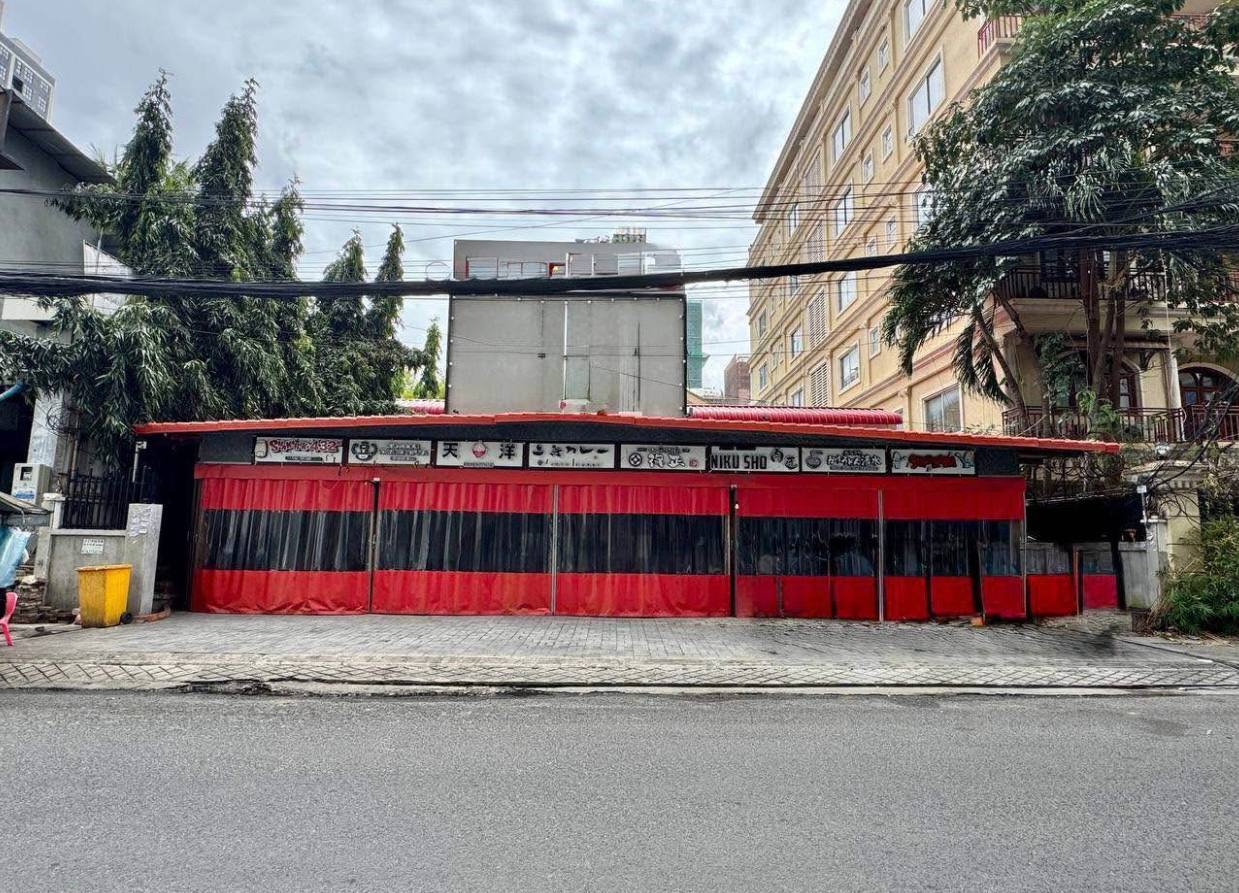 Restaurant for Rent in BKK1
